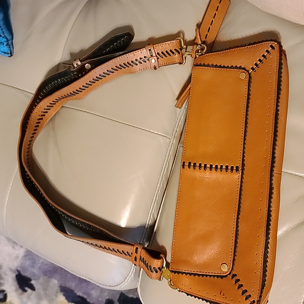 Ladies Leather Shoulder Bag